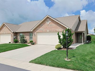 727 Villa Ct