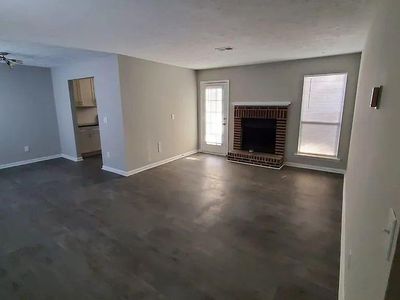 247 Mateo Walk