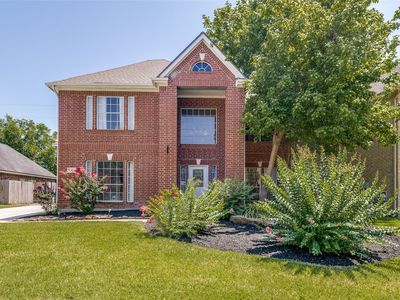 11815 Lakewood Hills Dr