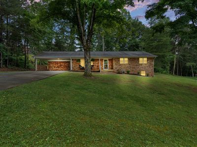 142 Kimberly Dr NW