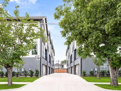 4709 Virginia Ave #4