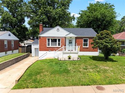8933 Saint Louis Ave