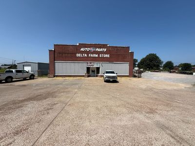 1041 Desoto Ave