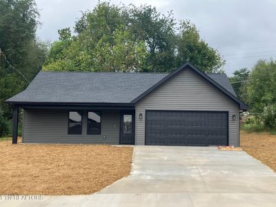 102 Campton Ln