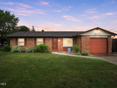 5661 Jackman Rd