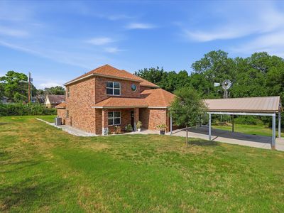 7200 Courtney Dr