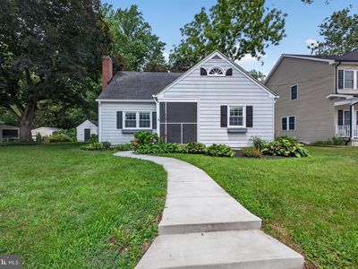 213 Elm St