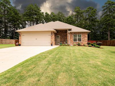 143 Waverly Cir
