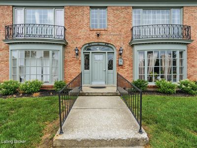 401 Highwood Dr