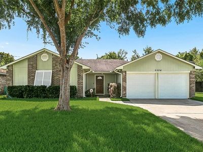 2504 English Colony Dr