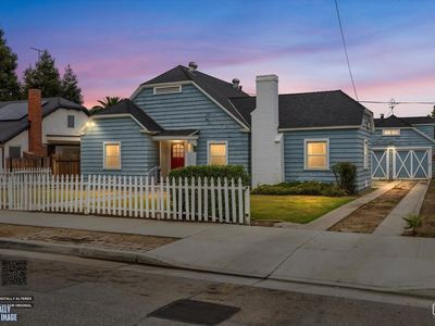 2010 Cherry St