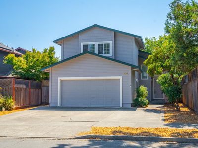 2070 Pinercrest Drive