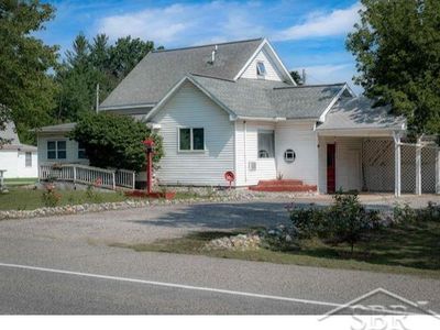 3028 W Saginaw Rd