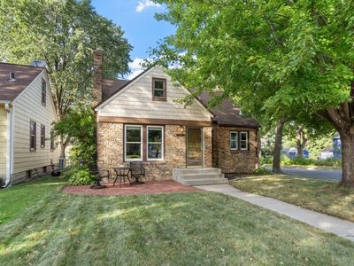 1161 Van Buren Ave