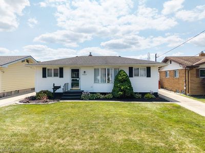 15661 Hocking Blvd