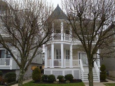 323 Asbury Ave Floor 2