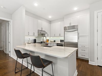 3 Somerset Ln #501