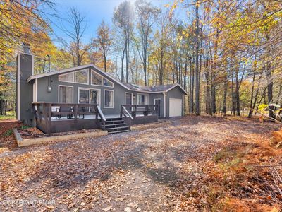 6 Ingrid Dr