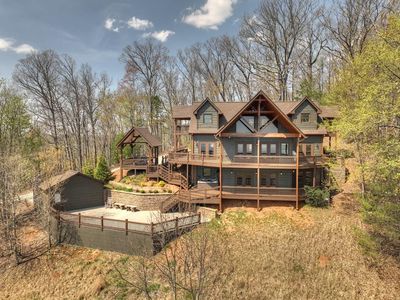 486 Henderson Lane