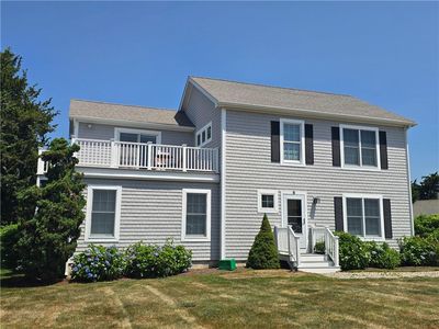 8 Upland Rd