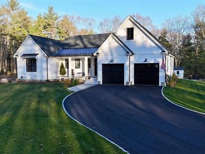 3 William Nichols Rd