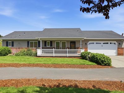 10505 S Sharon Rd