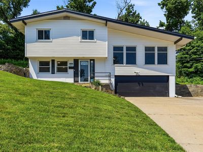 3207 Rosewood Ct NE