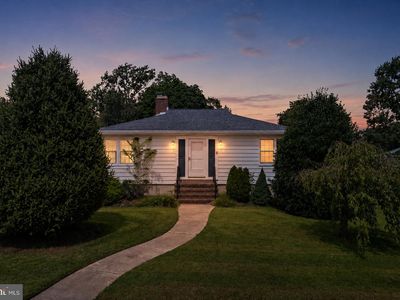 5 Ellis Ave