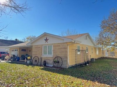 Property at 709 Lincoln St, Overton, NE