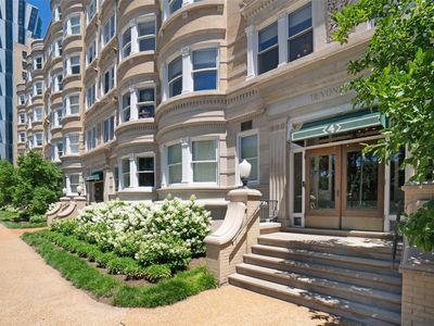 4 N Kingshighway Blvd APT 4D