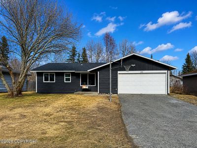 616 Maple Dr