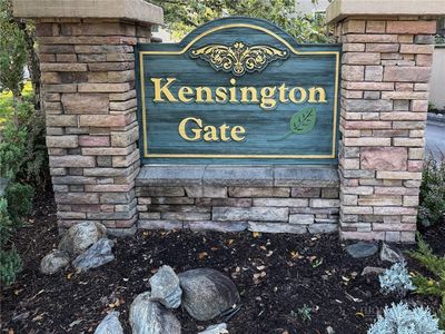 155 Gateway Drive #302