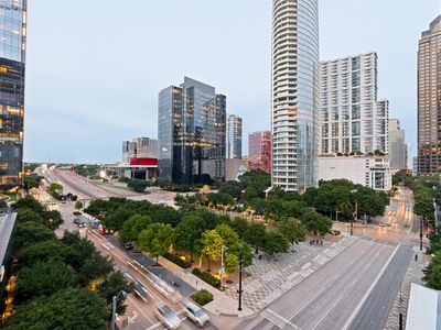 2025 Woodall Rodgers Fwy Unit 23