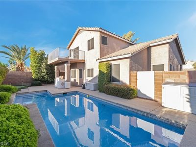 322 Laguna Glen Dr