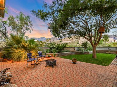 5093 Black Quartz Rd