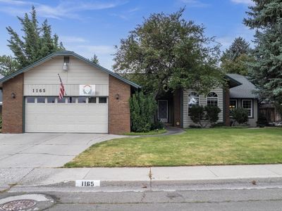 1165 W Winnie Ln