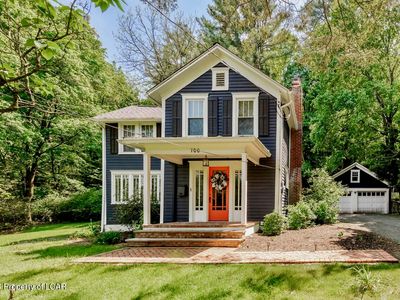 Property at 100 Franklin St, Dallas, PA