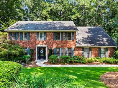2720 Country Ln