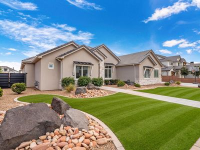 3136 E Blue Quartz Dr