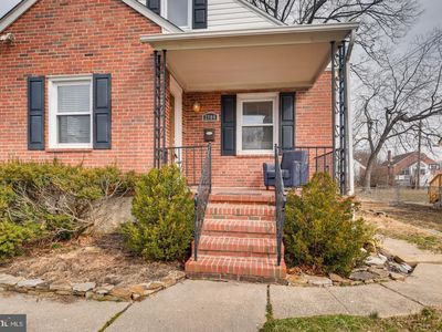 2704 Garnet Rd