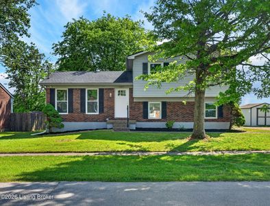 Property at 4407 Chenwood Ln, Jeffersontown, KY