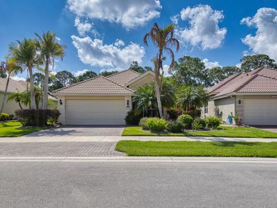 665 SW Andros Circle
