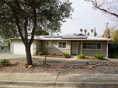 23 Leslie Ln
