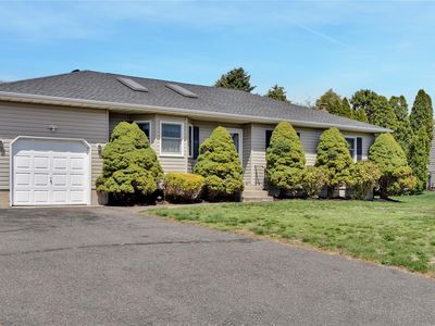 22 Donna Drive