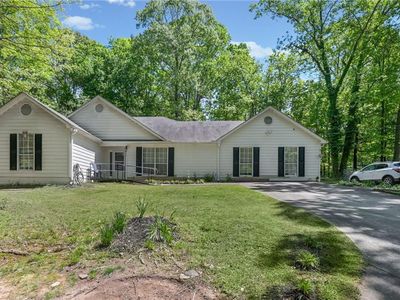 Property at 365 Cook Dr, Ellenwood, GA