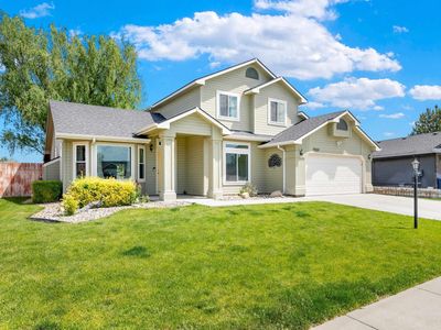 3903 Stonehedge Way