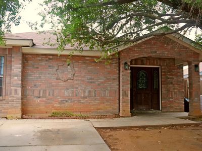 902 Chalan Dr