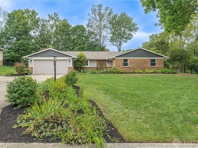 950 Pheasant Run Dr
