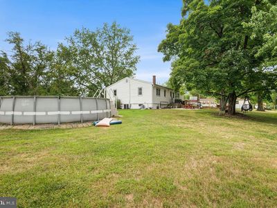 82 Spruce Ave