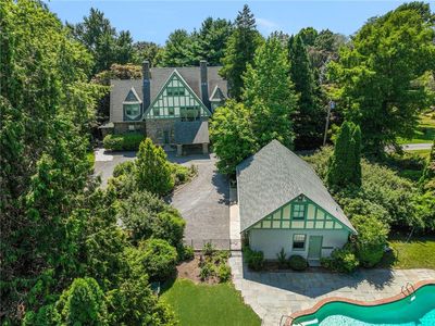 360 Rumstick Rd